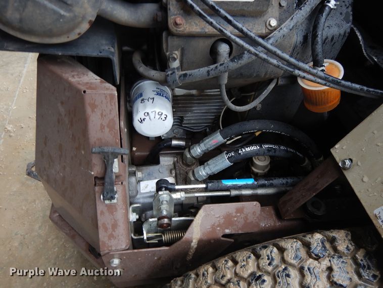 image for item DE5649 Grasshopper 220 ZTR lawn mower