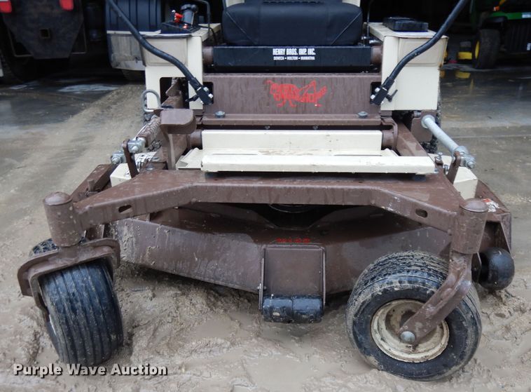 image for item DE5649 Grasshopper 220 ZTR lawn mower