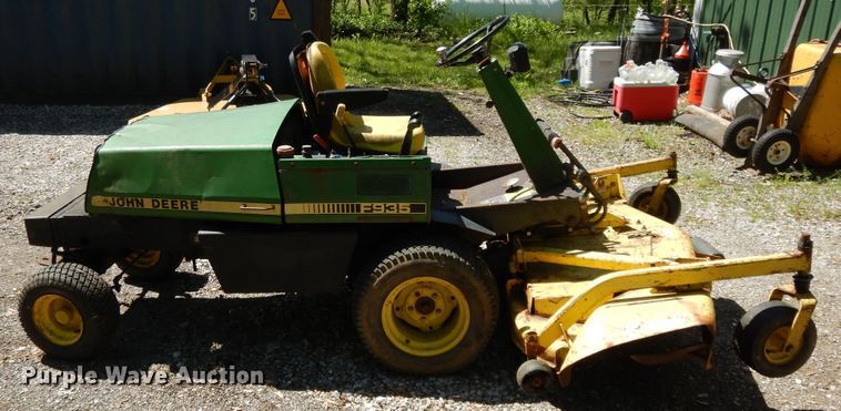 image for item DE5659 John Deere F935 lawn mower