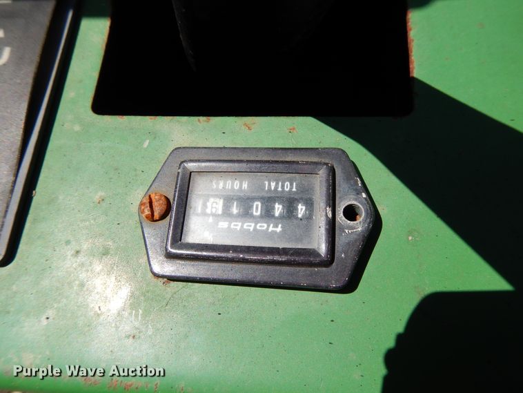 image for item DE5659 John Deere F935 lawn mower