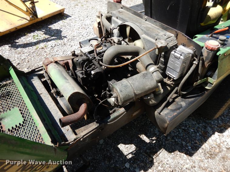 image for item DE5659 John Deere F935 lawn mower