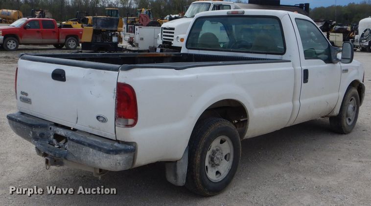 image for item DF3084 2007 Ford F250 Super Duty XL  pickup truck