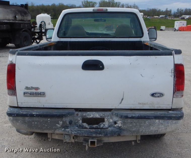 image for item DF3084 2007 Ford F250 Super Duty XL  pickup truck