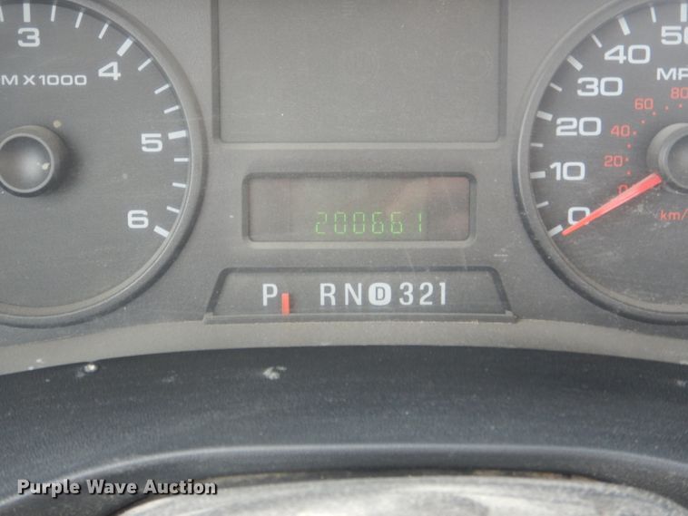 image for item DF3084 2007 Ford F250 Super Duty XL  pickup truck