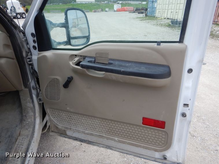 image for item DF3084 2007 Ford F250 Super Duty XL  pickup truck