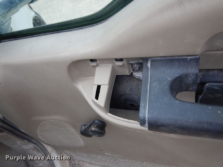 image for item DF3084 2007 Ford F250 Super Duty XL  pickup truck