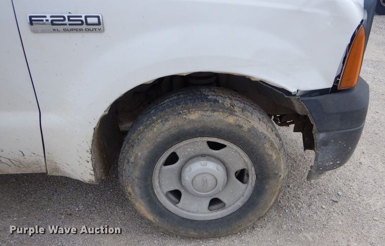 image for item DF3084 2007 Ford F250 Super Duty XL  pickup truck