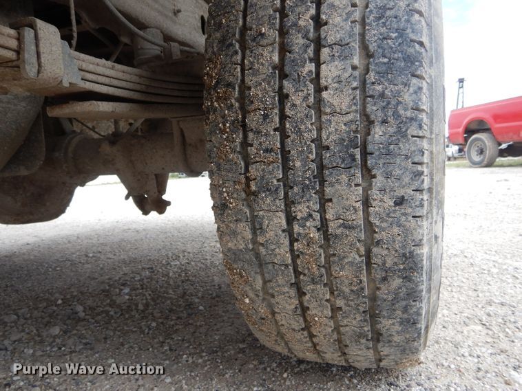 image for item DF3084 2007 Ford F250 Super Duty XL  pickup truck