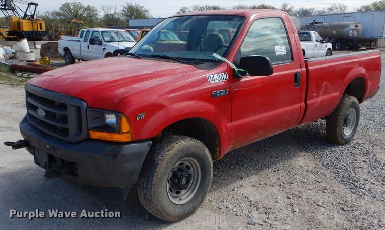 image for item DF3085 2001 Ford F350 Super Duty XL  pickup truck