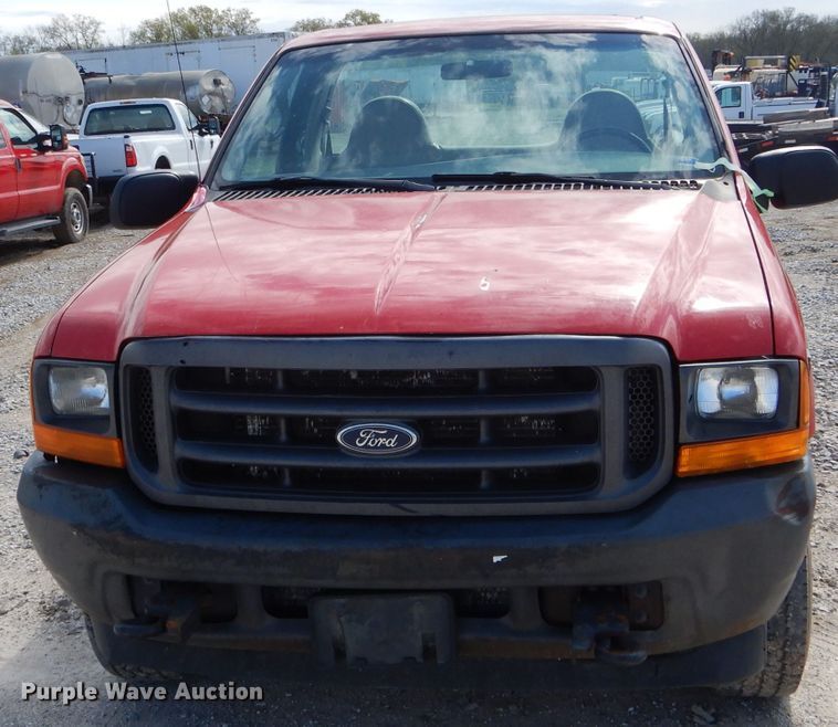 image for item DF3085 2001 Ford F350 Super Duty XL  pickup truck