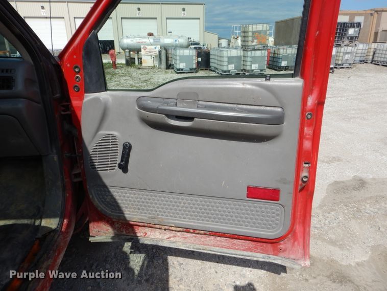 image for item DF3085 2001 Ford F350 Super Duty XL  pickup truck