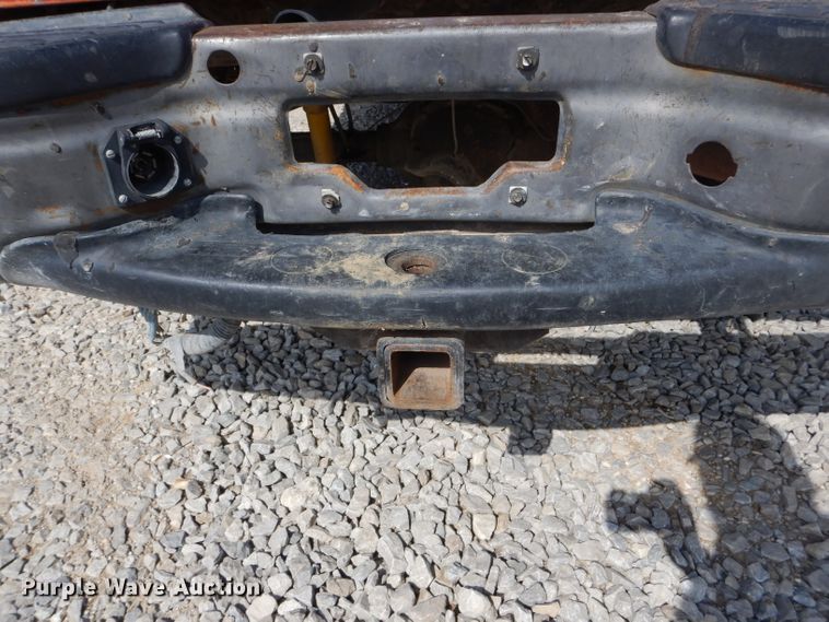 image for item DF3085 2001 Ford F350 Super Duty XL  pickup truck