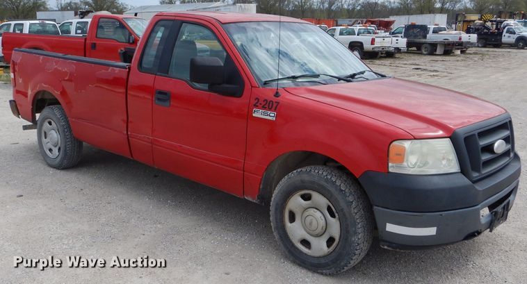 image for item DF3086 2006 Ford F150 XL  pickup truck