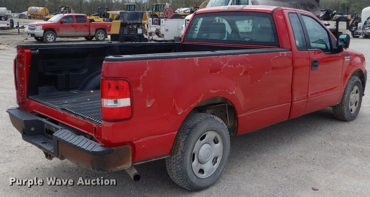image for item DF3086 2006 Ford F150 XL  pickup truck