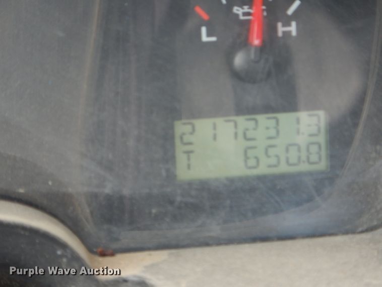 image for item DF3086 2006 Ford F150 XL  pickup truck