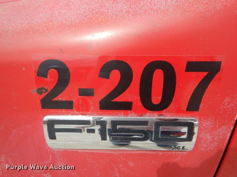 image for item DF3086 2006 Ford F150 XL  pickup truck