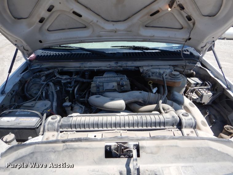 image for item DF3088 2005 Ford F250 Super Duty XL  pickup truck