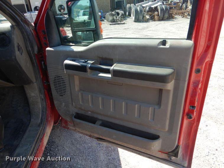 image for item DF3092 2009 Ford F350 Super Duty XL  SuperCab pickup truck