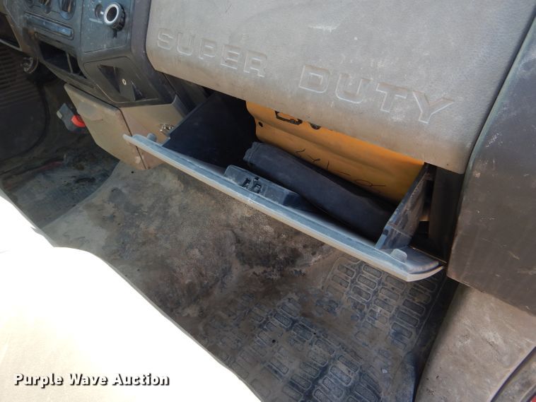 image for item DF3092 2009 Ford F350 Super Duty XL  SuperCab pickup truck