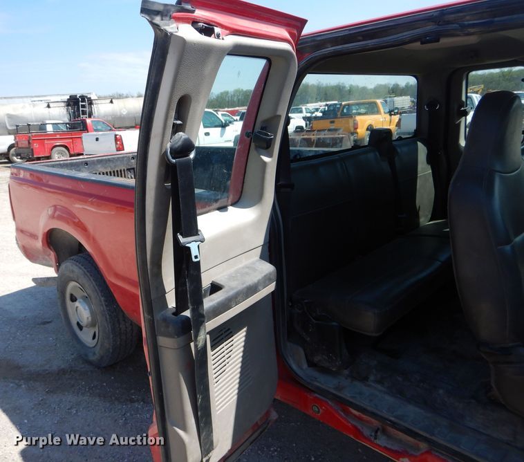 image for item DF3092 2009 Ford F350 Super Duty XL  SuperCab pickup truck