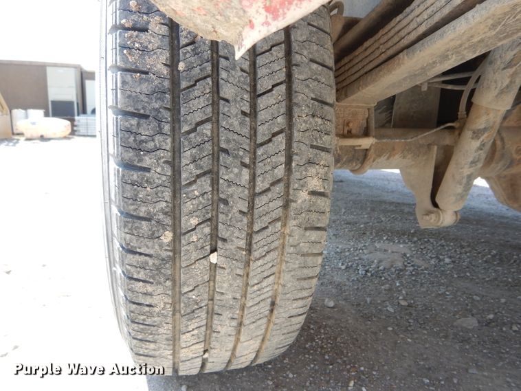 image for item DF3092 2009 Ford F350 Super Duty XL  SuperCab pickup truck