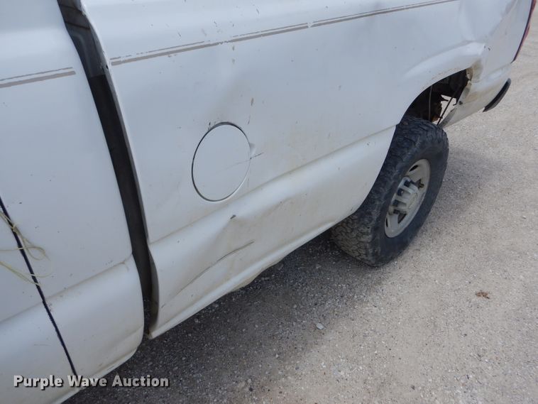 image for item DF3094 2005 Chevrolet Silverado 2500HD  pickup truck