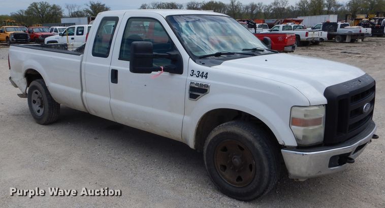 image for item DF3095 2008 Ford F250 Super Duty XL  SuperCab pickup truck