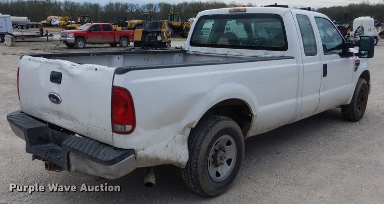 image for item DF3095 2008 Ford F250 Super Duty XL  SuperCab pickup truck