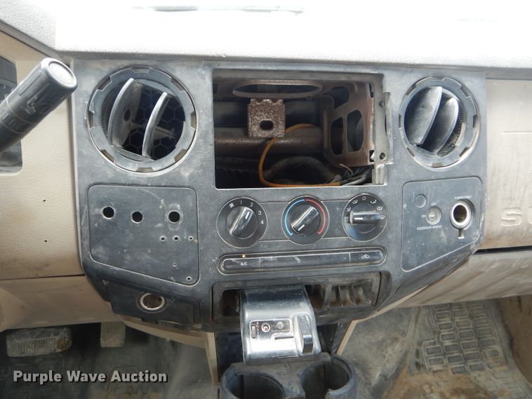 image for item DF3095 2008 Ford F250 Super Duty XL  SuperCab pickup truck