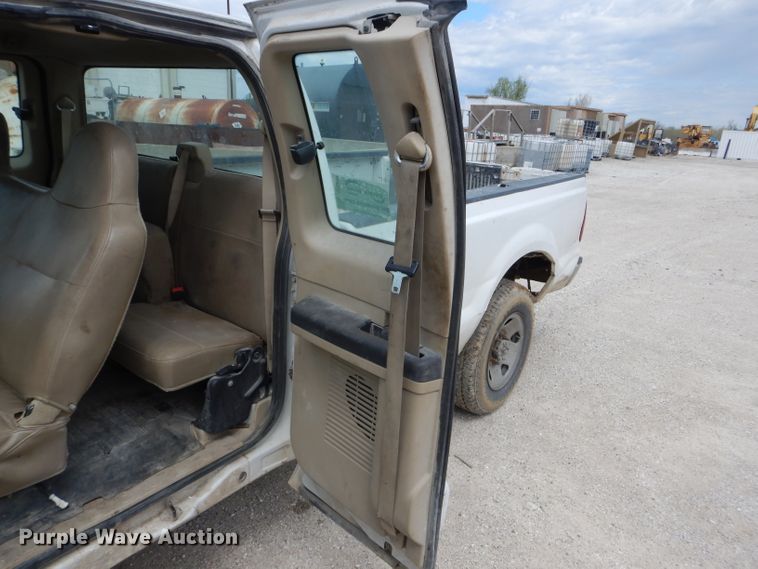 image for item DF3095 2008 Ford F250 Super Duty XL  SuperCab pickup truck