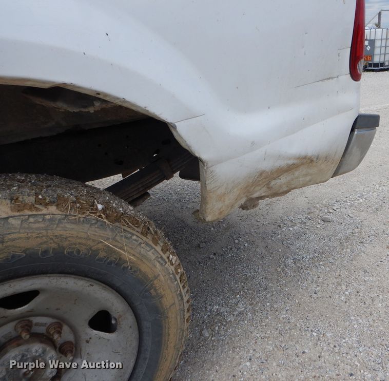 image for item DF3095 2008 Ford F250 Super Duty XL  SuperCab pickup truck