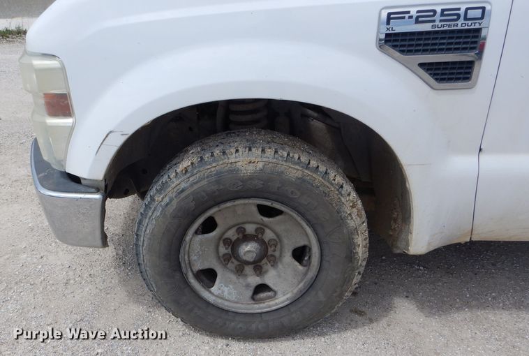 image for item DF3095 2008 Ford F250 Super Duty XL  SuperCab pickup truck
