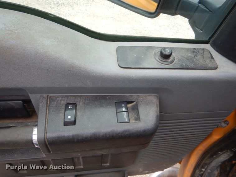 image for item DF3096 2011 Ford F250 Super Duty XL  pickup truck