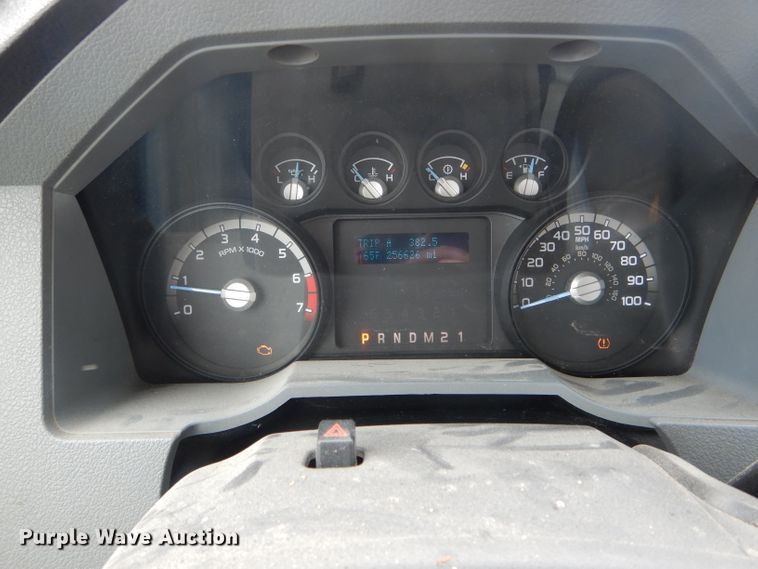 image for item DF3096 2011 Ford F250 Super Duty XL  pickup truck