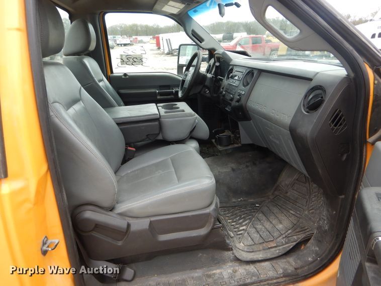 image for item DF3096 2011 Ford F250 Super Duty XL  pickup truck