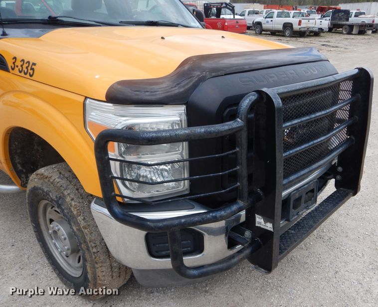 image for item DF3096 2011 Ford F250 Super Duty XL  pickup truck