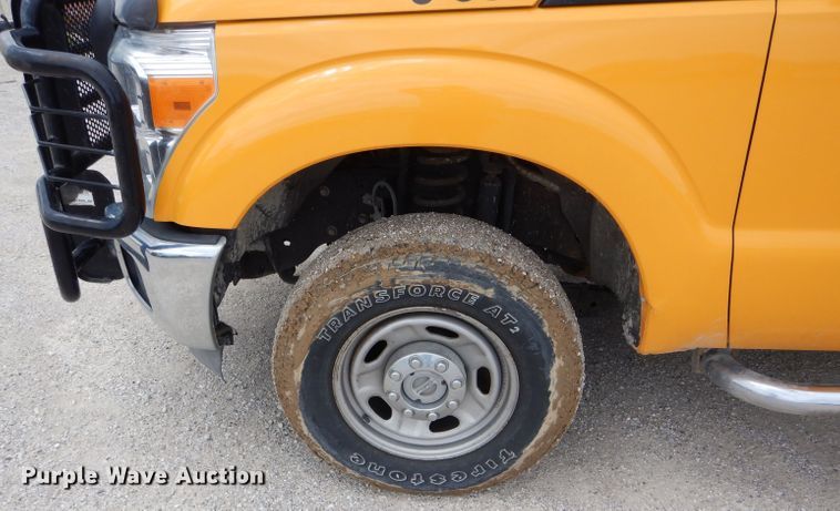 image for item DF3096 2011 Ford F250 Super Duty XL  pickup truck