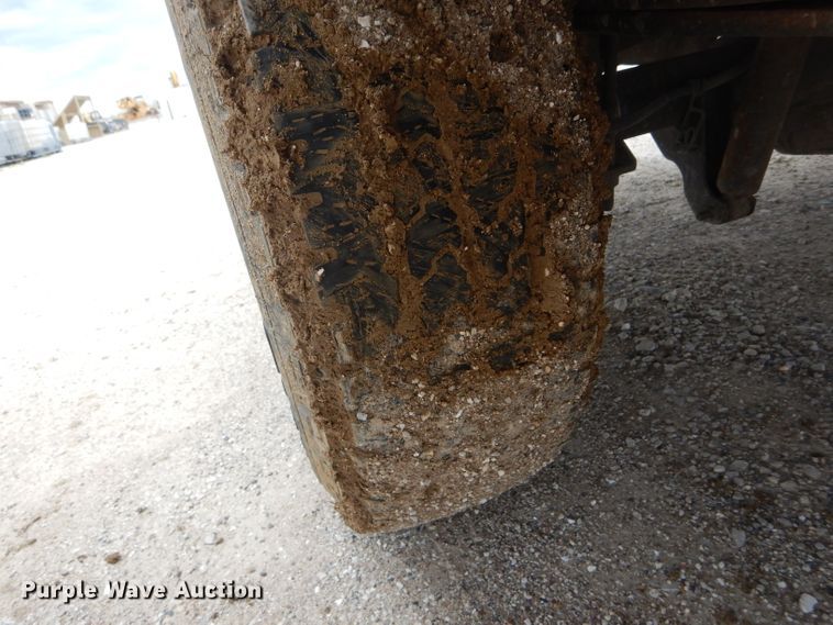 image for item DF3096 2011 Ford F250 Super Duty XL  pickup truck