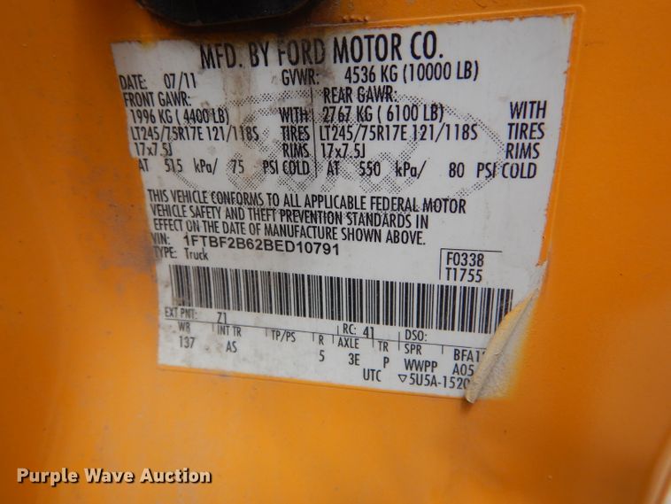 image for item DF3096 2011 Ford F250 Super Duty XL  pickup truck