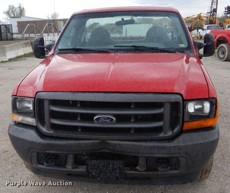 image for item DF3098 2004 Ford F250 Super Duty XL  pickup truck