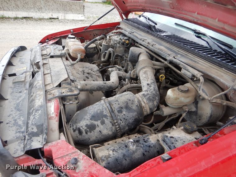 image for item DF3098 2004 Ford F250 Super Duty XL  pickup truck