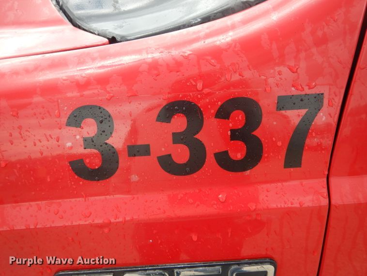 image for item DF3098 2004 Ford F250 Super Duty XL  pickup truck