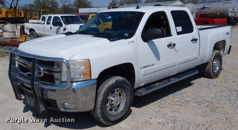 image for item DF3099 2008 Chevrolet Silverado 2500HD  Crew Cab pickup truck