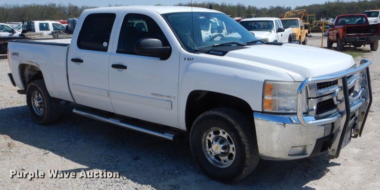 image for item DF3099 2008 Chevrolet Silverado 2500HD  Crew Cab pickup truck