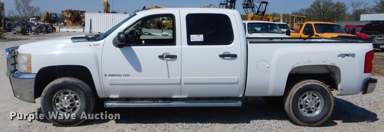image for item DF3099 2008 Chevrolet Silverado 2500HD  Crew Cab pickup truck