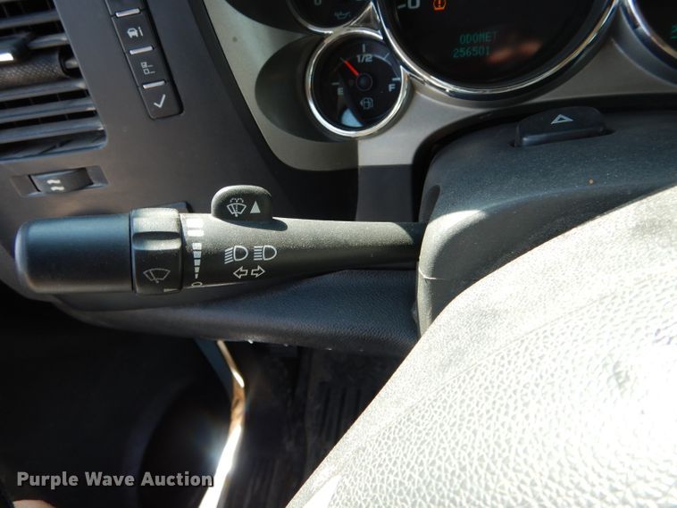 image for item DF3099 2008 Chevrolet Silverado 2500HD  Crew Cab pickup truck