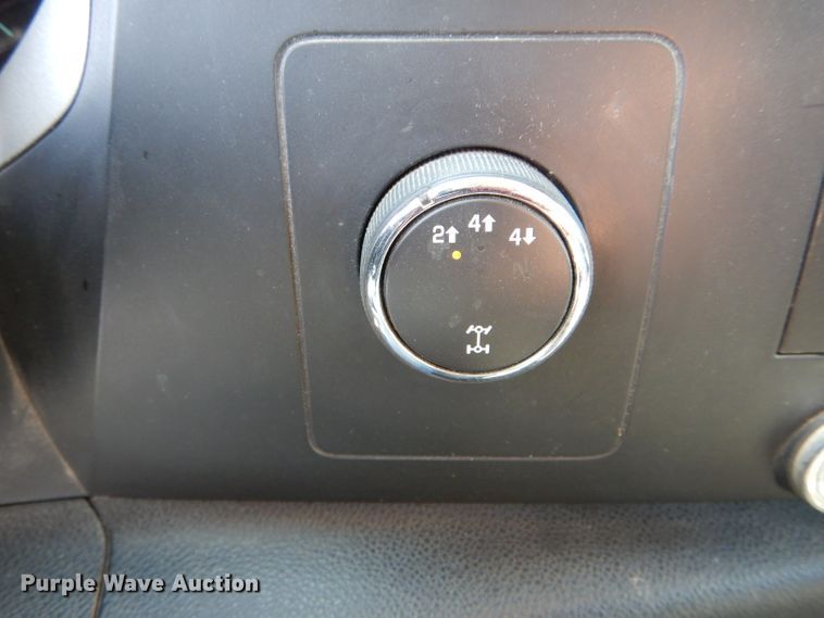 image for item DF3099 2008 Chevrolet Silverado 2500HD  Crew Cab pickup truck