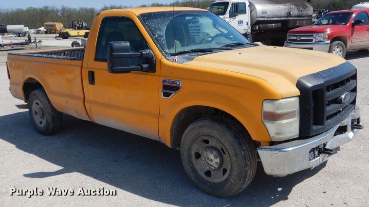 image for item DF3100 2008 Ford F250 Super Duty XL  pickup truck