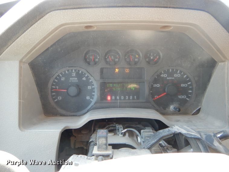 image for item DF3100 2008 Ford F250 Super Duty XL  pickup truck