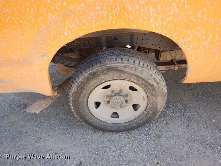 image for item DF3100 2008 Ford F250 Super Duty XL  pickup truck